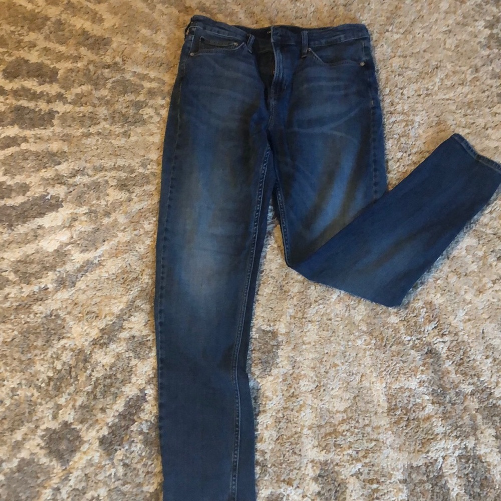 Ladies blue jeans